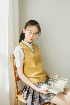年轻漂亮的女邻居5